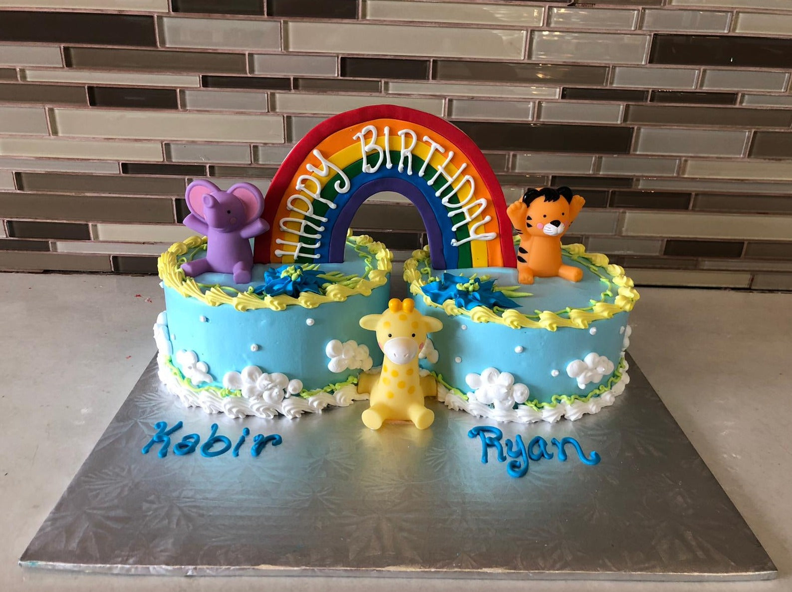 Twins Babyshower Cake – Etoile Bakery