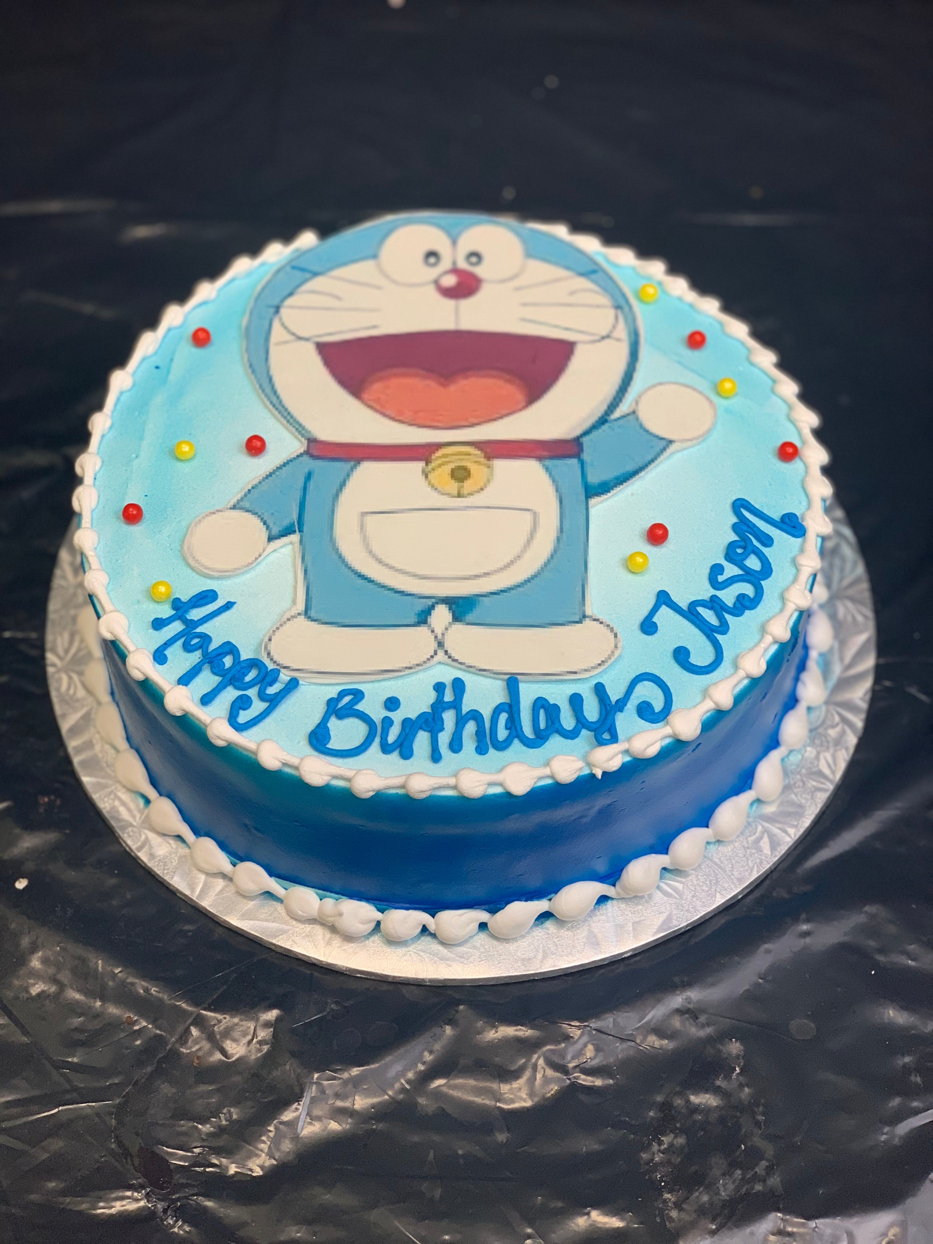 Doraemon Cake - Deesbakestudio