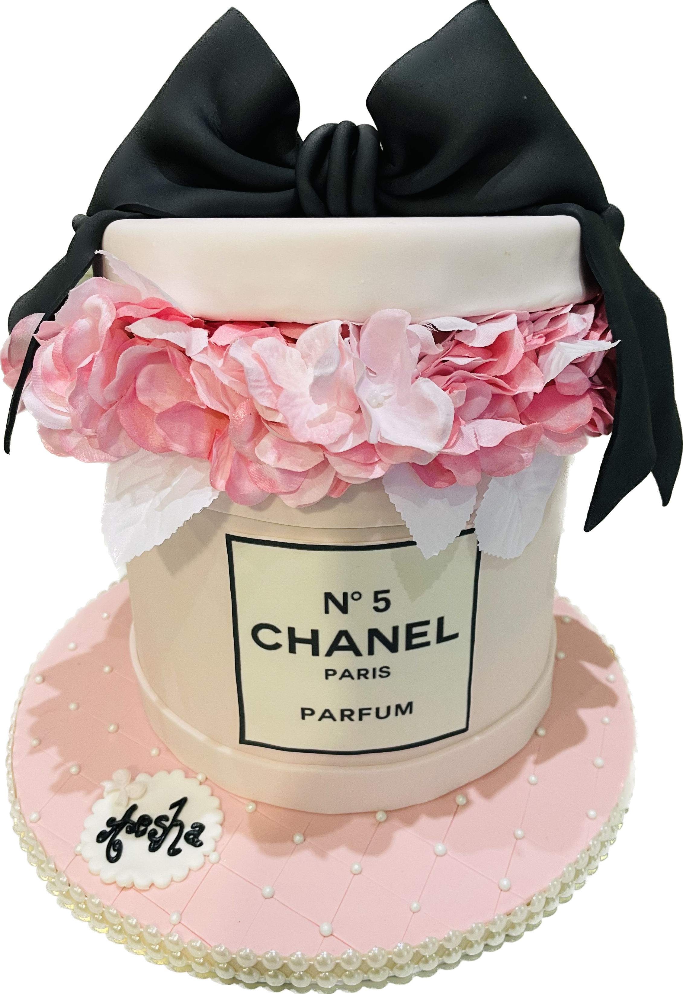 How to Make a Chanel No 5 Cake. Como Hacer un Pastel Chanel No 5 con Rosas  Faciles sin cortador. 